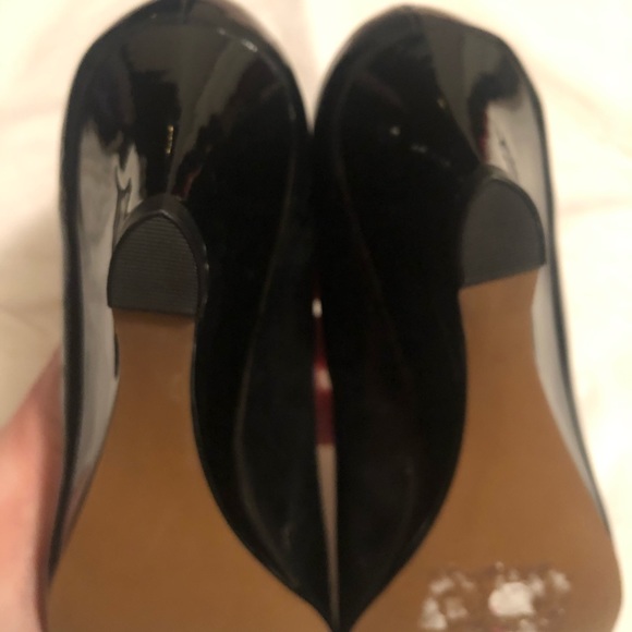 Etienne Aigner Acton Black and White Patent Wedges - Picture 5 of 6